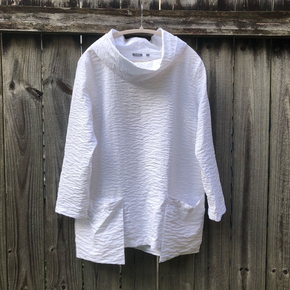 Amelline Crinkle Lagenlook Cowl Neck Top Patch Pockets White Size S Oversized